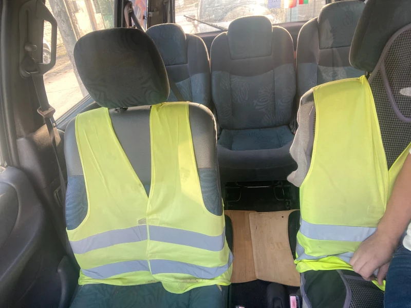 Renault Espace, снимка 7 - Автомобили и джипове - 52444340