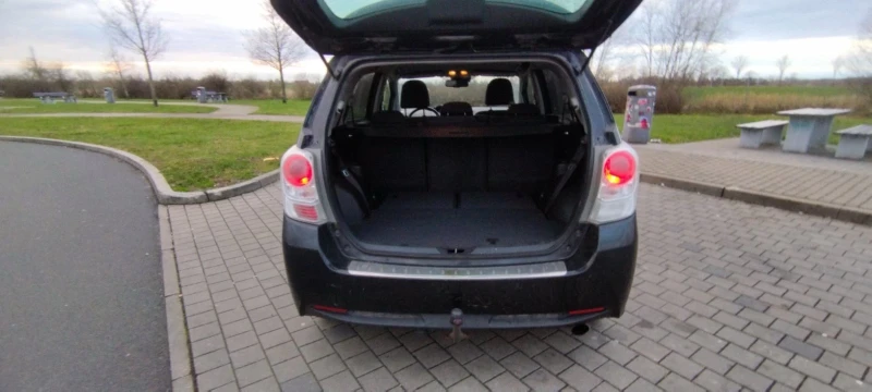 Toyota Verso S -1.8/147 к.с./ 6+ 1, снимка 8 - Автомобили и джипове - 52532811