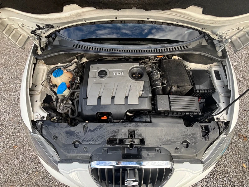 Seat Altea 1.6TDI XL, снимка 14 - Автомобили и джипове - 52613561