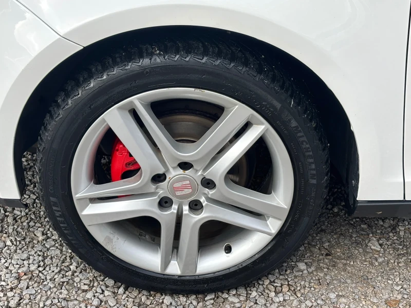 Seat Altea 1.6TDI XL, снимка 15 - Автомобили и джипове - 52613561