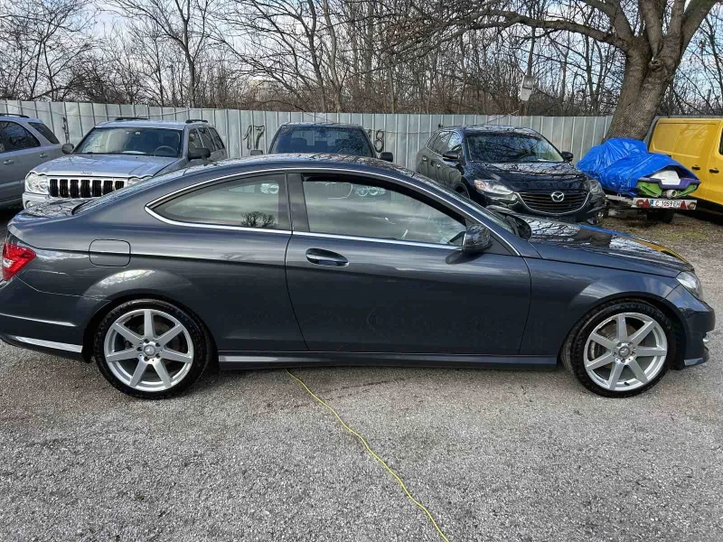 Mercedes-Benz C 180 Coupe AMG 1.8 156hp, снимка 5 - Автомобили и джипове - 52631622