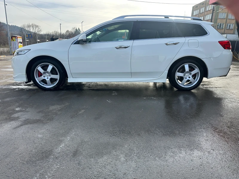 Honda Accord 2.4-TypeS-TOURER-AUTOMAT-SWISS-1Г-ГАРАНЦИЯ, снимка 2 - Автомобили и джипове - 52838804