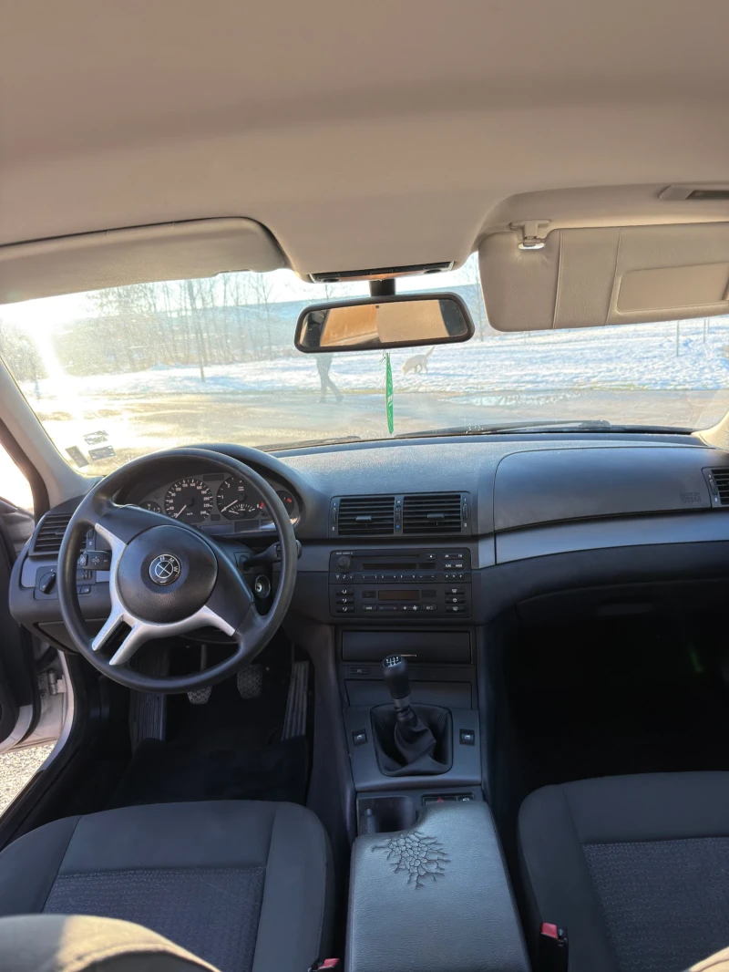 BMW 318, снимка 11 - Автомобили и джипове - 52913239