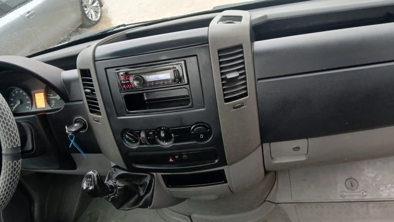 Mercedes-Benz 300 313 CDI, снимка 9 - Автомобили и джипове - 52925722