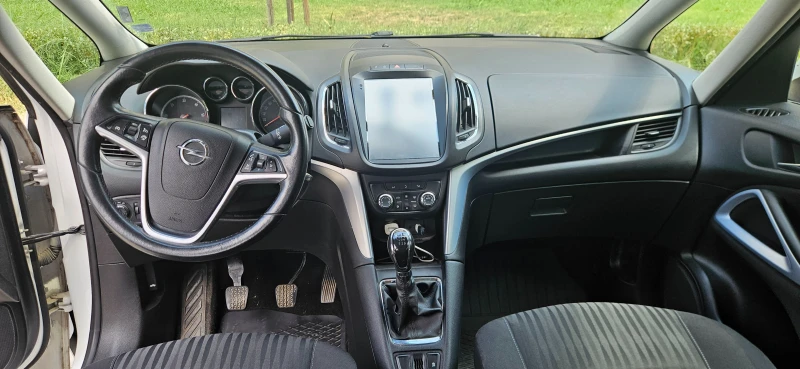 Opel Zafira Tourer 2.0 CDTI, снимка 10 - Автомобили и джипове - 52966777