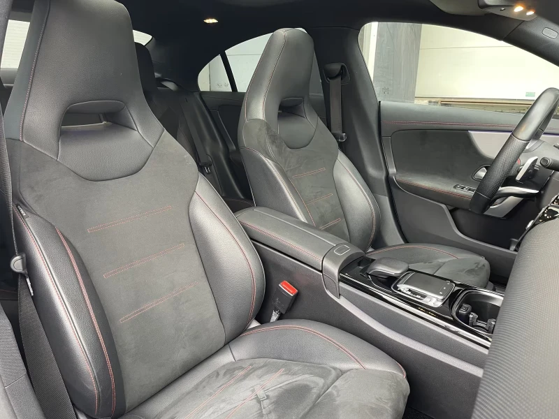 Mercedes-Benz CLA 180 AMG, снимка 11 - Автомобили и джипове - 53171530