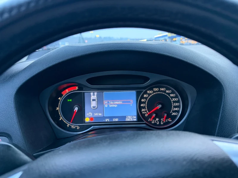 Ford Mondeo 2.0TDCI/140к.с./6 СКОРОСТИ/ ТОП СЪСТОЯНИЕ!, снимка 9 - Автомобили и джипове - 53181904