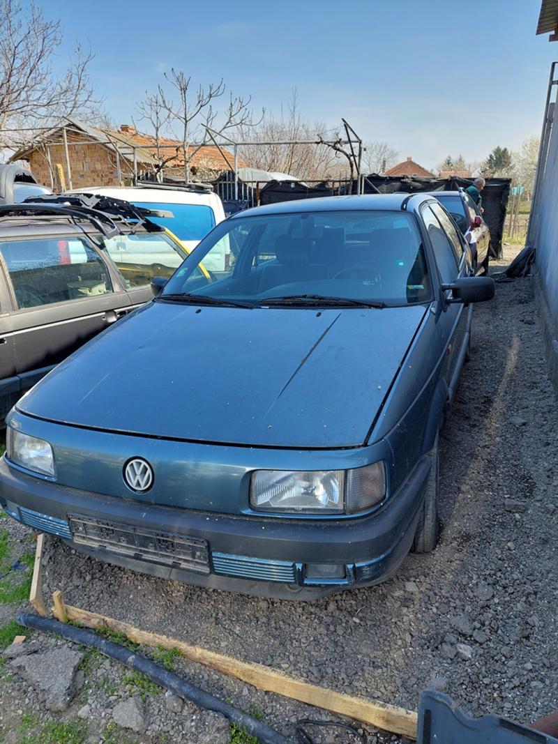 VW Passat 2.0I , снимка 4 - Автомобили и джипове - 46331307