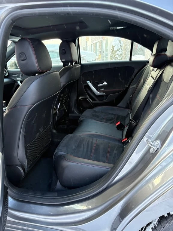 Mercedes-Benz A 220 * 4MATIC Sedan * CARFAX * ЦЕНА ДО БГ, снимка 11 - Автомобили и джипове - 52786732