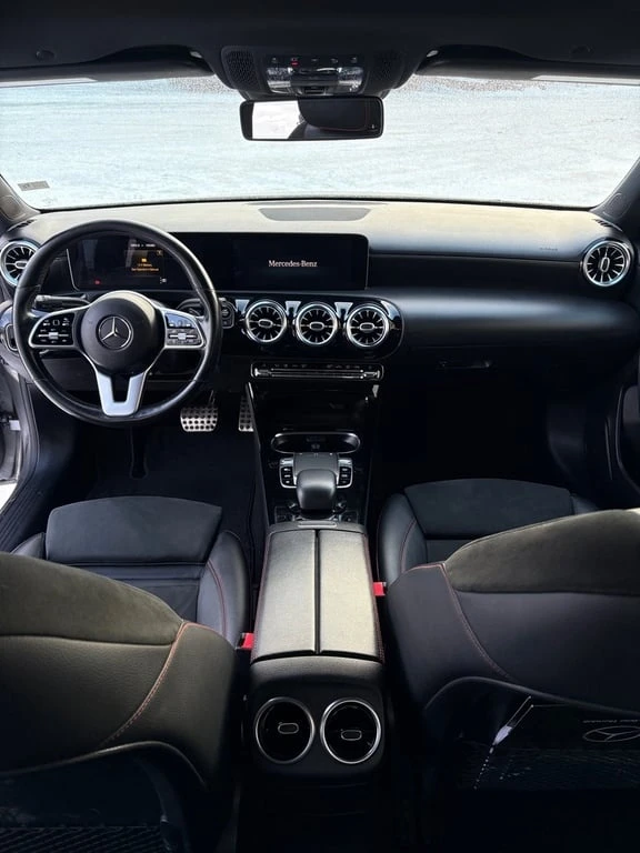 Mercedes-Benz A 220 * 4MATIC Sedan * CARFAX * ЦЕНА ДО БГ, снимка 12 - Автомобили и джипове - 52786732