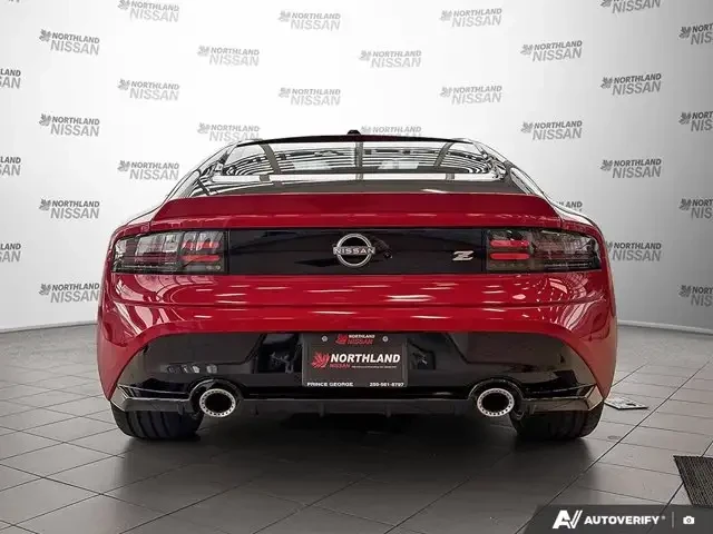 Nissan 370Z Z Performance, снимка 4 - Автомобили и джипове - 53941299
