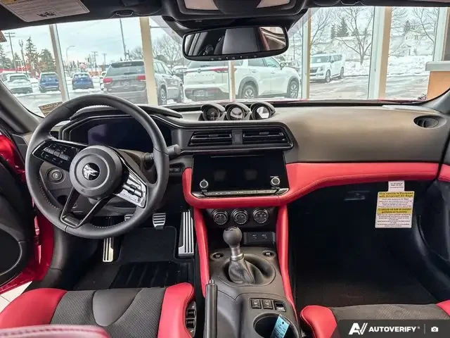 Nissan 370Z Z Performance, снимка 10 - Автомобили и джипове - 53941299