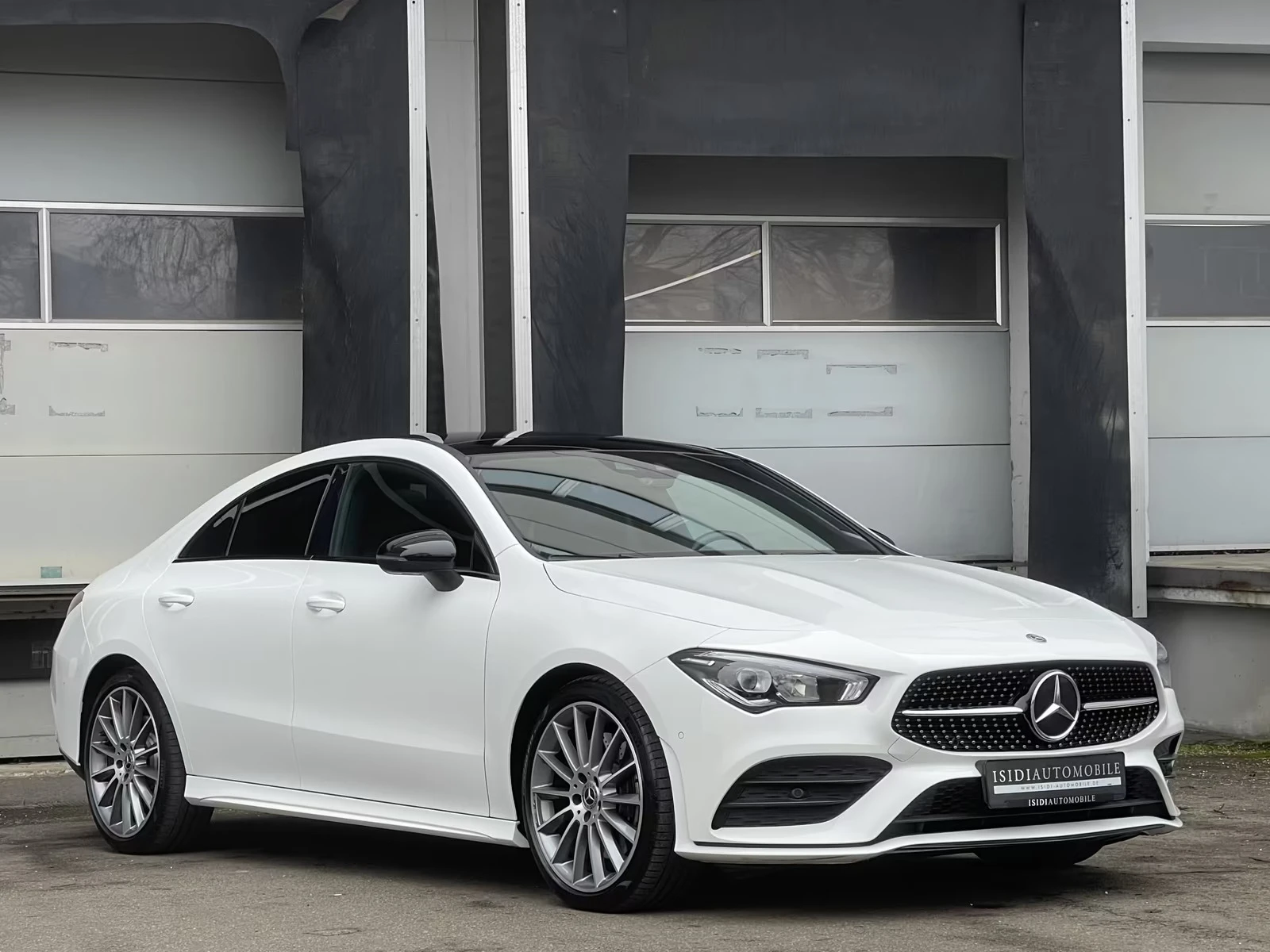 Mercedes-Benz CLA 180 AMG, снимка 1