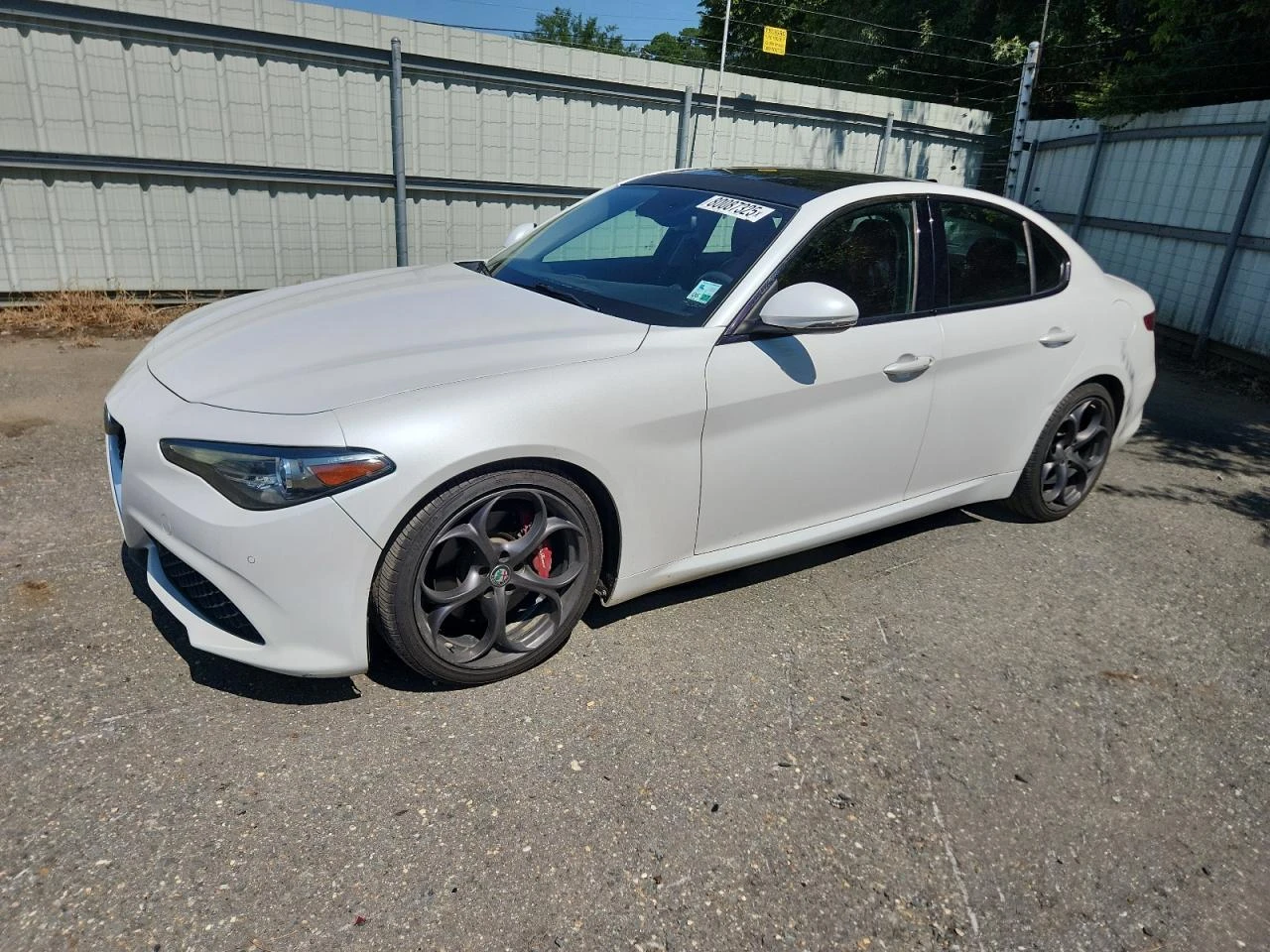 Alfa Romeo Giulia 2.0* TI* РЕАЛНИ КМ* ПЕРФЕКТНА, снимка 1