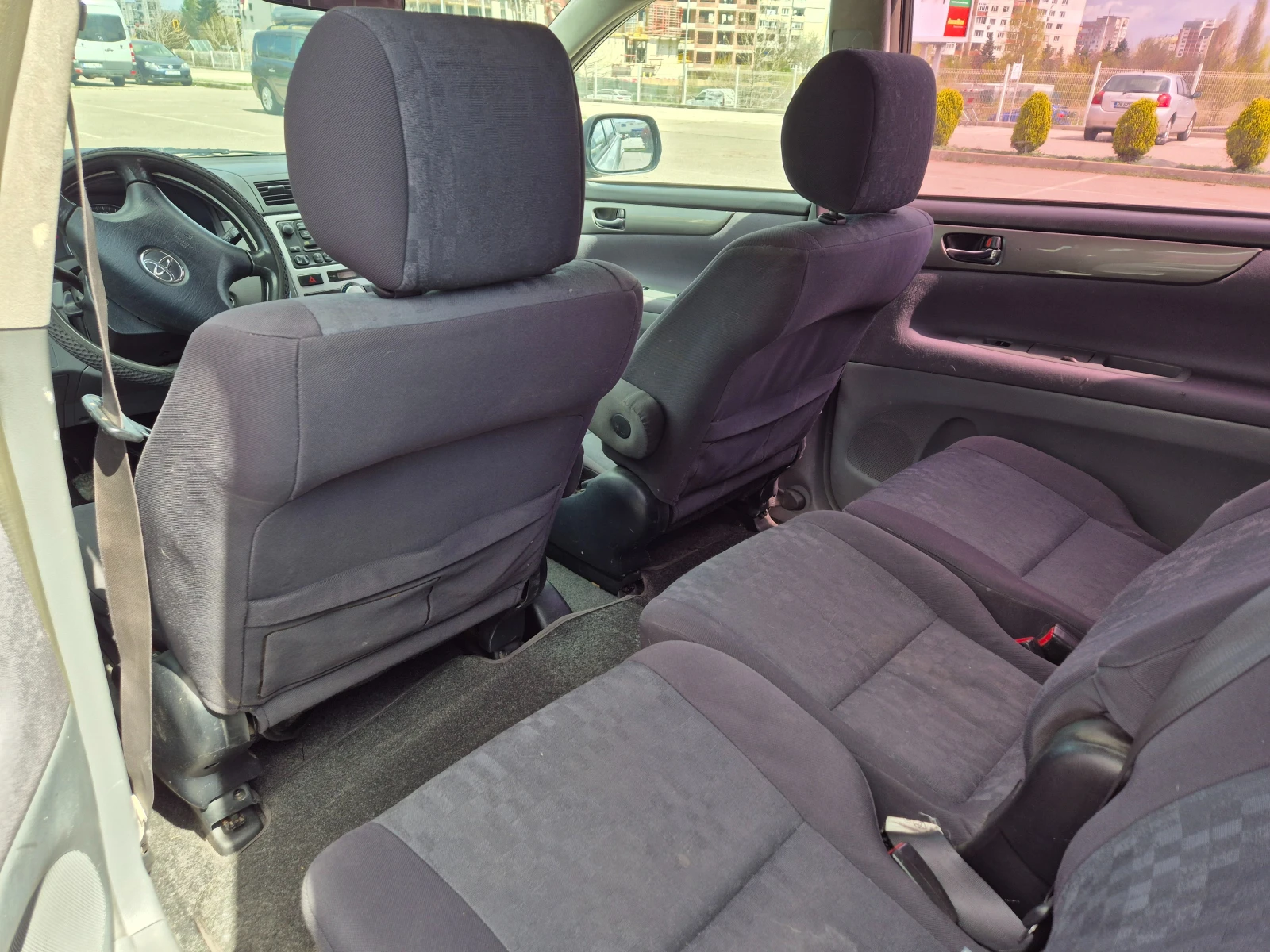Toyota Avensis verso D4D - изображение 7