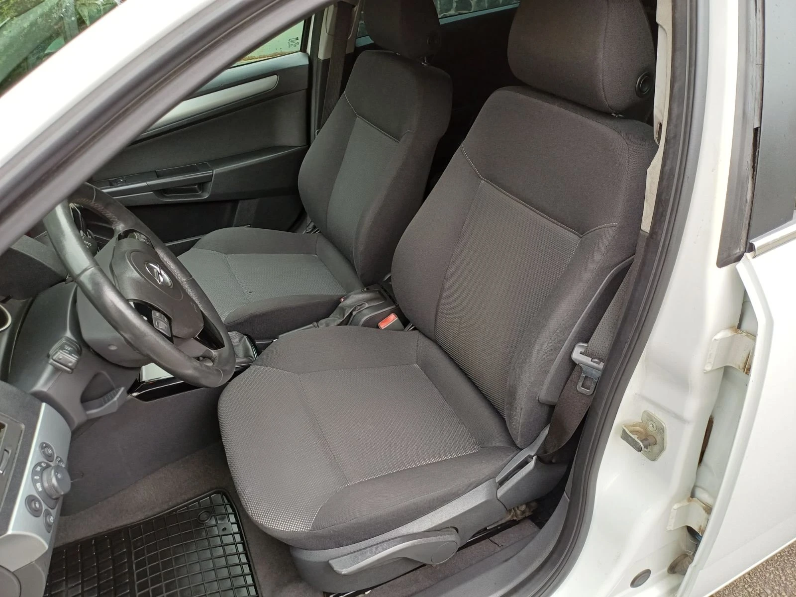 Opel Astra 1.7 CDTI Edition 111 - изображение 9