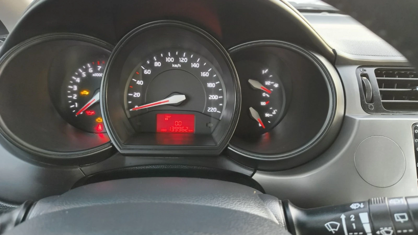 Kia Rio 1, 3 БЕНЗИН/ГАЗ - изображение 5