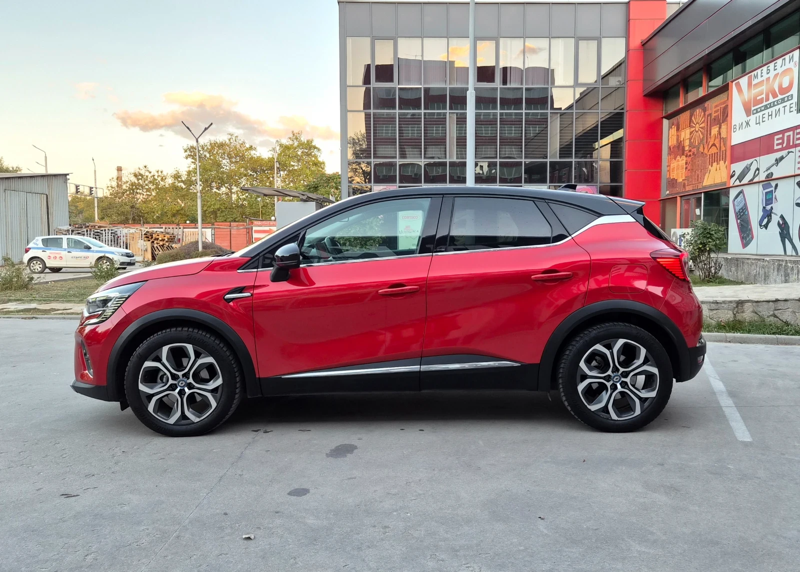 Renault Captur Plug-in Hybrid /88000км/ В ГАРАНЦИЯ /Обслужен - изображение 8