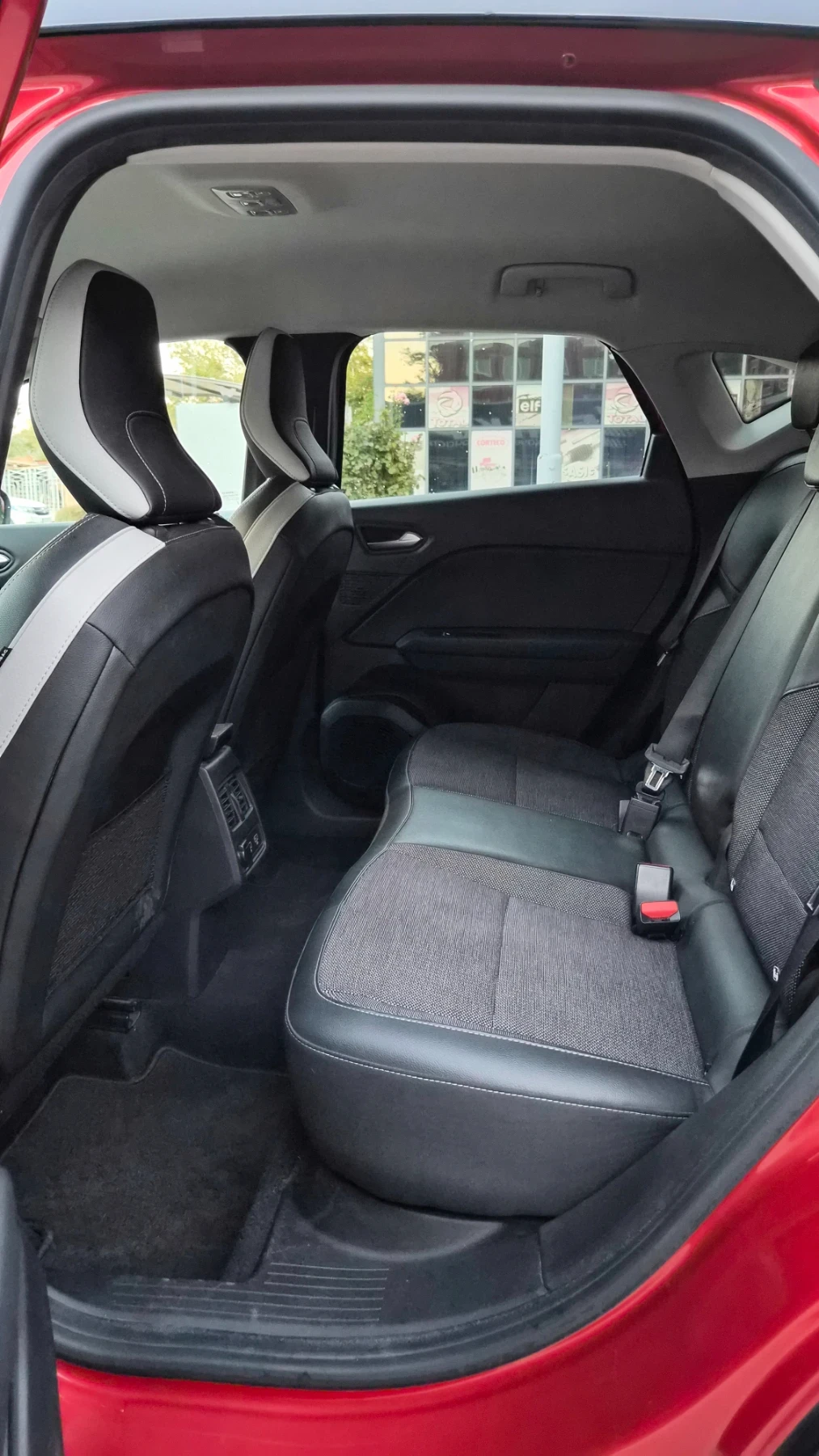 Renault Captur Plug-in Hybrid /88000/   / | Mobile.bg   11