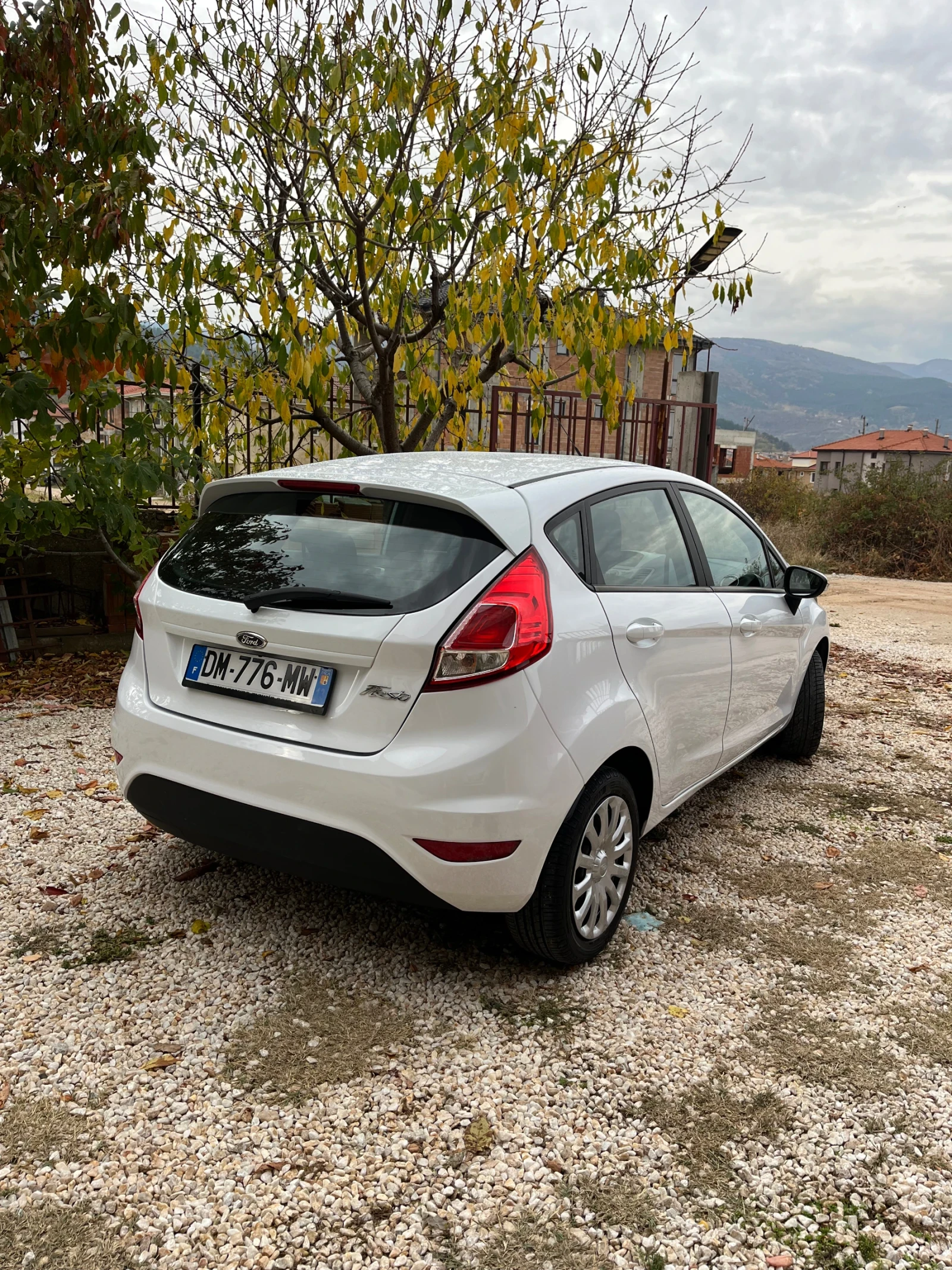 Ford Fiesta 1.25 ПЕРФЕКТНО СЪСТОЯНИЕ - изображение 3
