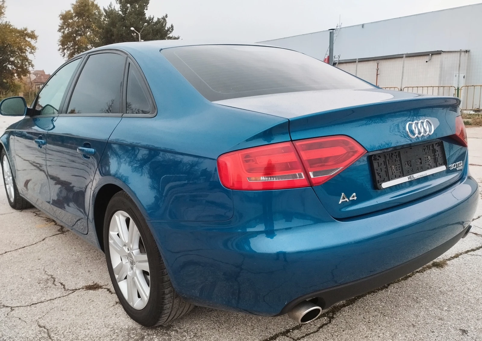 Audi A4 3.0TDI 239. 44  | Mobile.bg   5