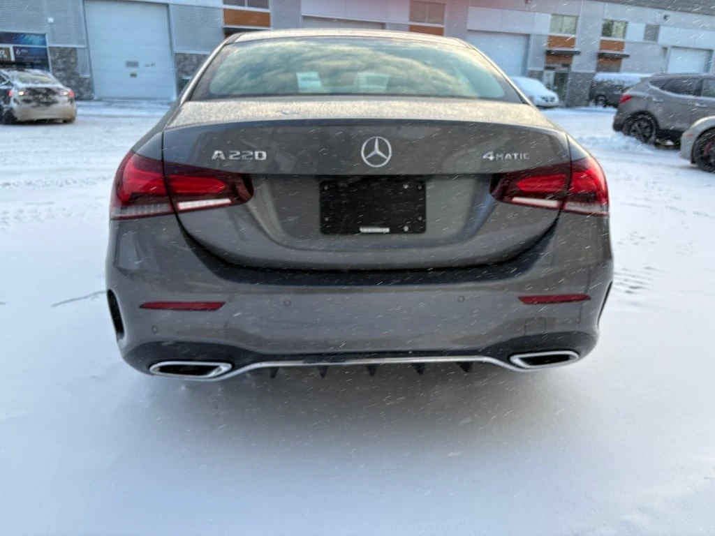 Mercedes-Benz A 220 * 4MATIC Sedan * CARFAX * ЦЕНА ДО БГ - изображение 7