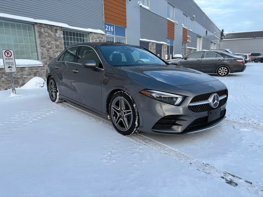 Mercedes-Benz A 220 * 4MATIC Sedan * CARFAX * ЦЕНА ДО БГ - изображение 3