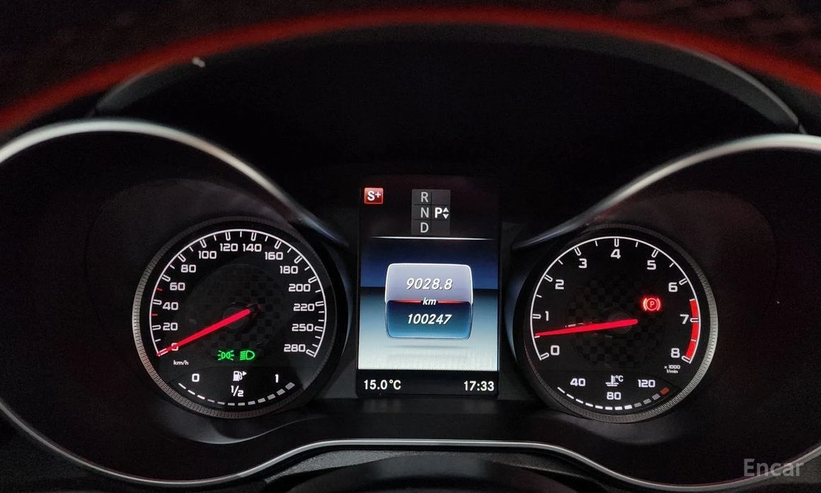 Mercedes-Benz C 450 AMG  - изображение 8