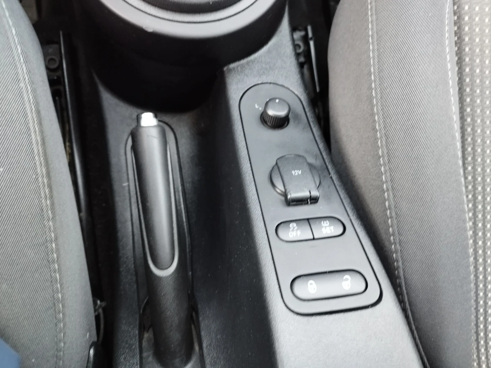 Seat Altea 1.9TDI-105kc 4x4, снимка 9 - Автомобили и джипове - 53808529