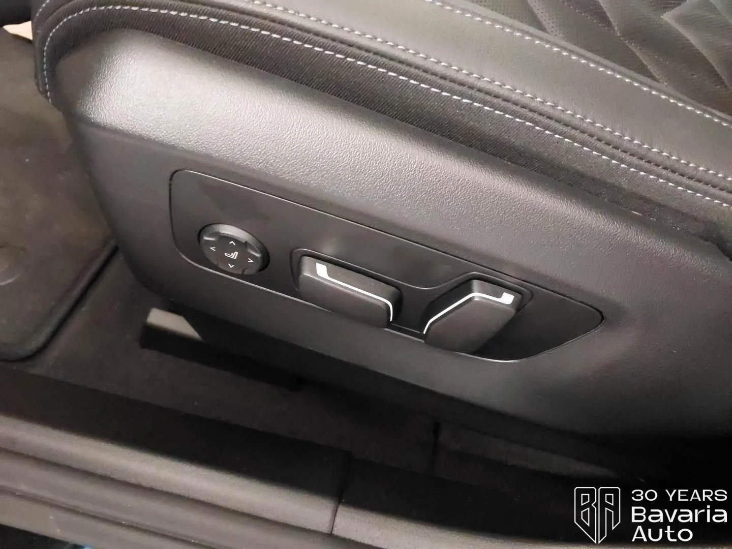 BMW i5 40 xDrive M Sport Paket Automatic, снимка 13 - Автомобили и джипове - 53887490