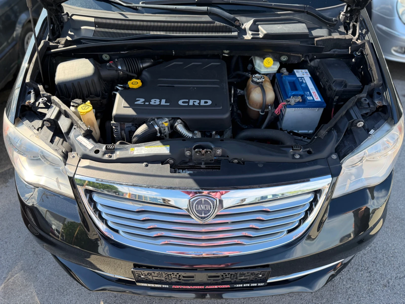 Lancia Voyager 2.8GRDI AUTOMATIC 7МЕСТА, снимка 17 - Автомобили и джипове - 53989785
