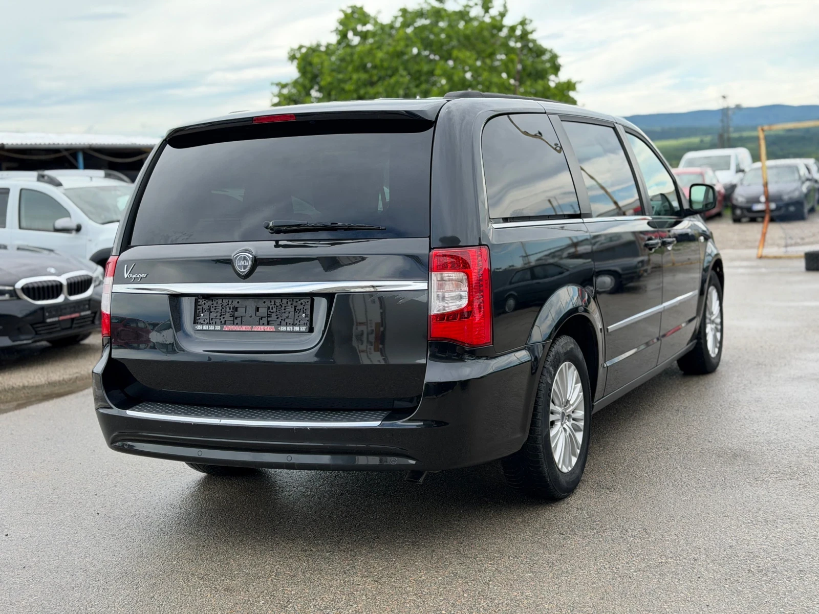 Lancia Voyager 2.8GRDI AUTOMATIC 7МЕСТА, снимка 6 - Автомобили и джипове - 53989785