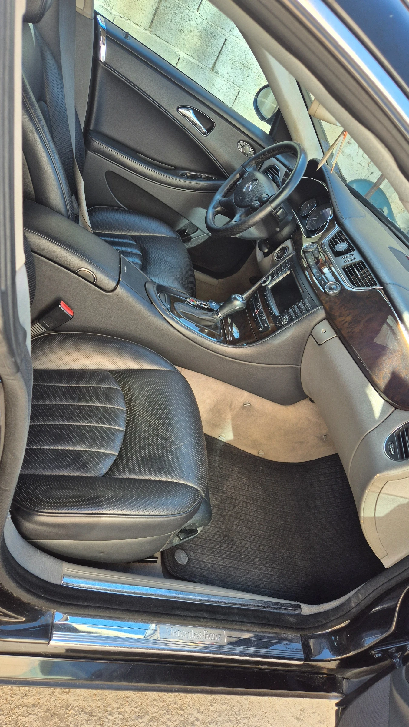 Mercedes-Benz CLS 320, снимка 4 - Автомобили и джипове - 54403247