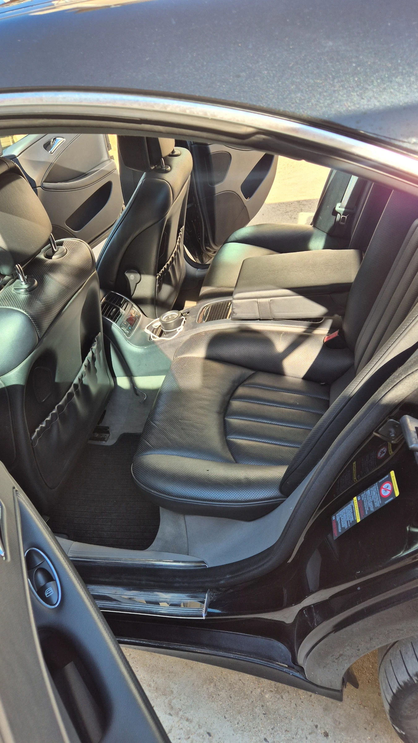 Mercedes-Benz CLS 320, снимка 5 - Автомобили и джипове - 54403247