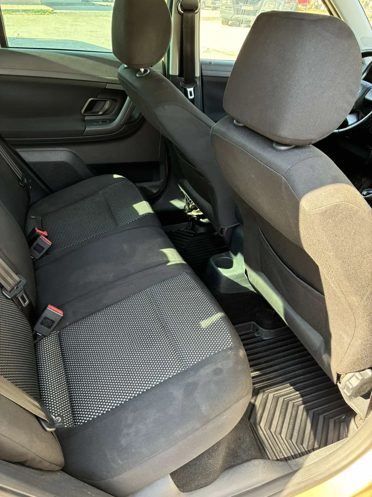 Skoda Fabia Скаут, снимка 6 - Автомобили и джипове - 54101521