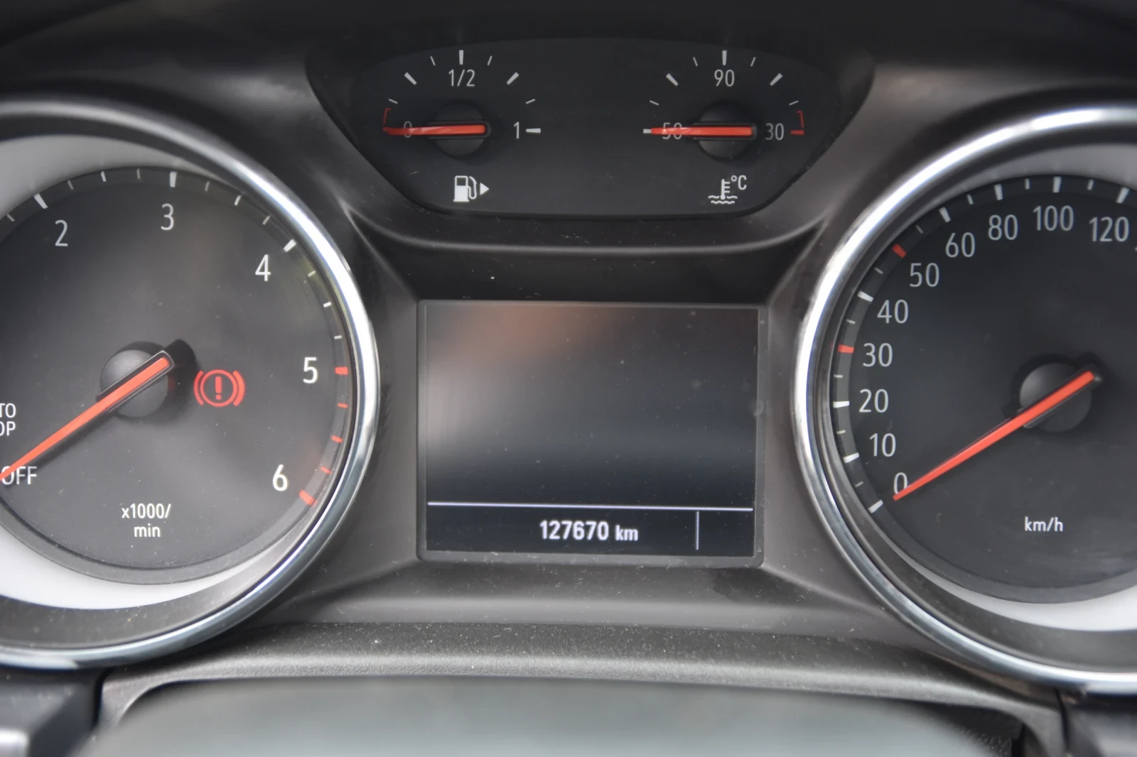 Opel Astra, снимка 9 - Автомобили и джипове - 54186471