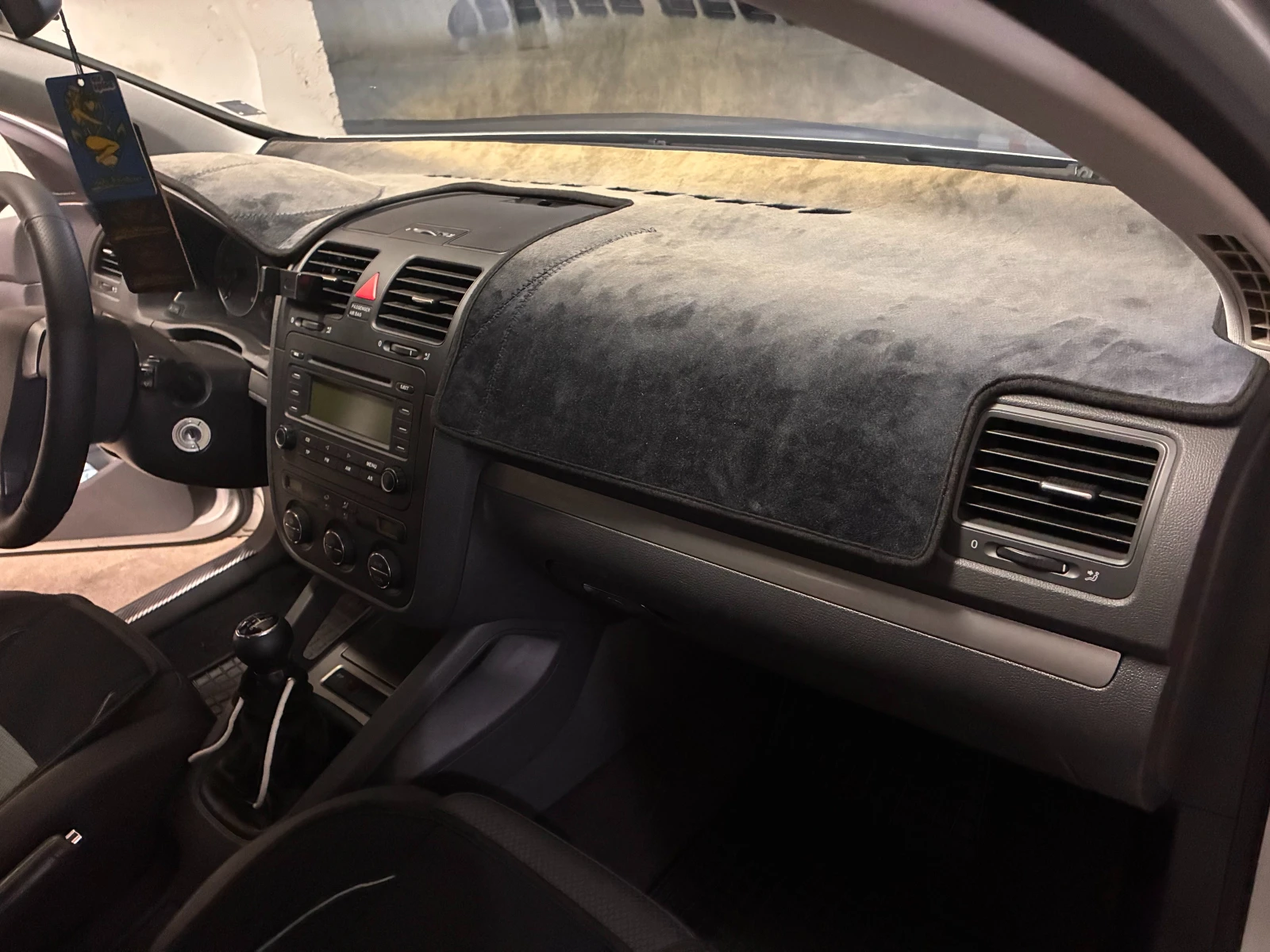 VW Golf 1.6 FSI, снимка 12 - Автомобили и джипове - 54243054