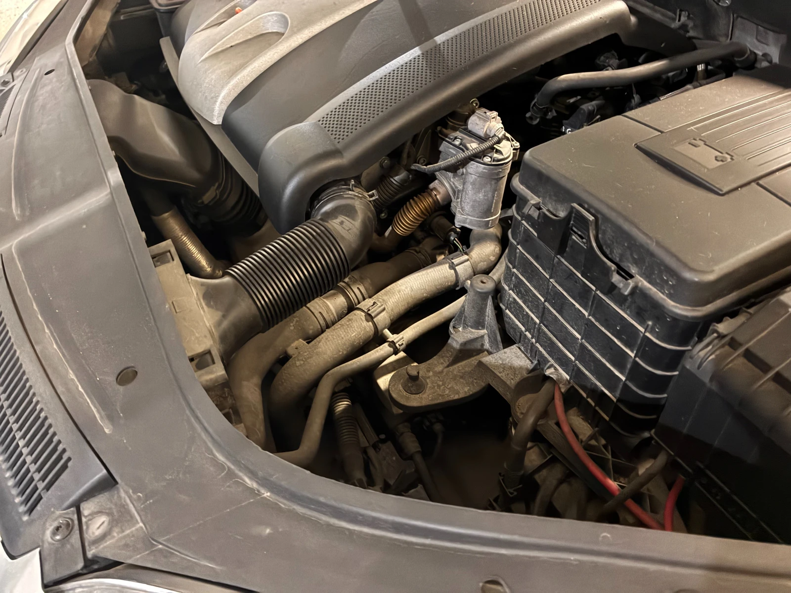 VW Golf 1.6 FSI, снимка 9 - Автомобили и джипове - 54243054