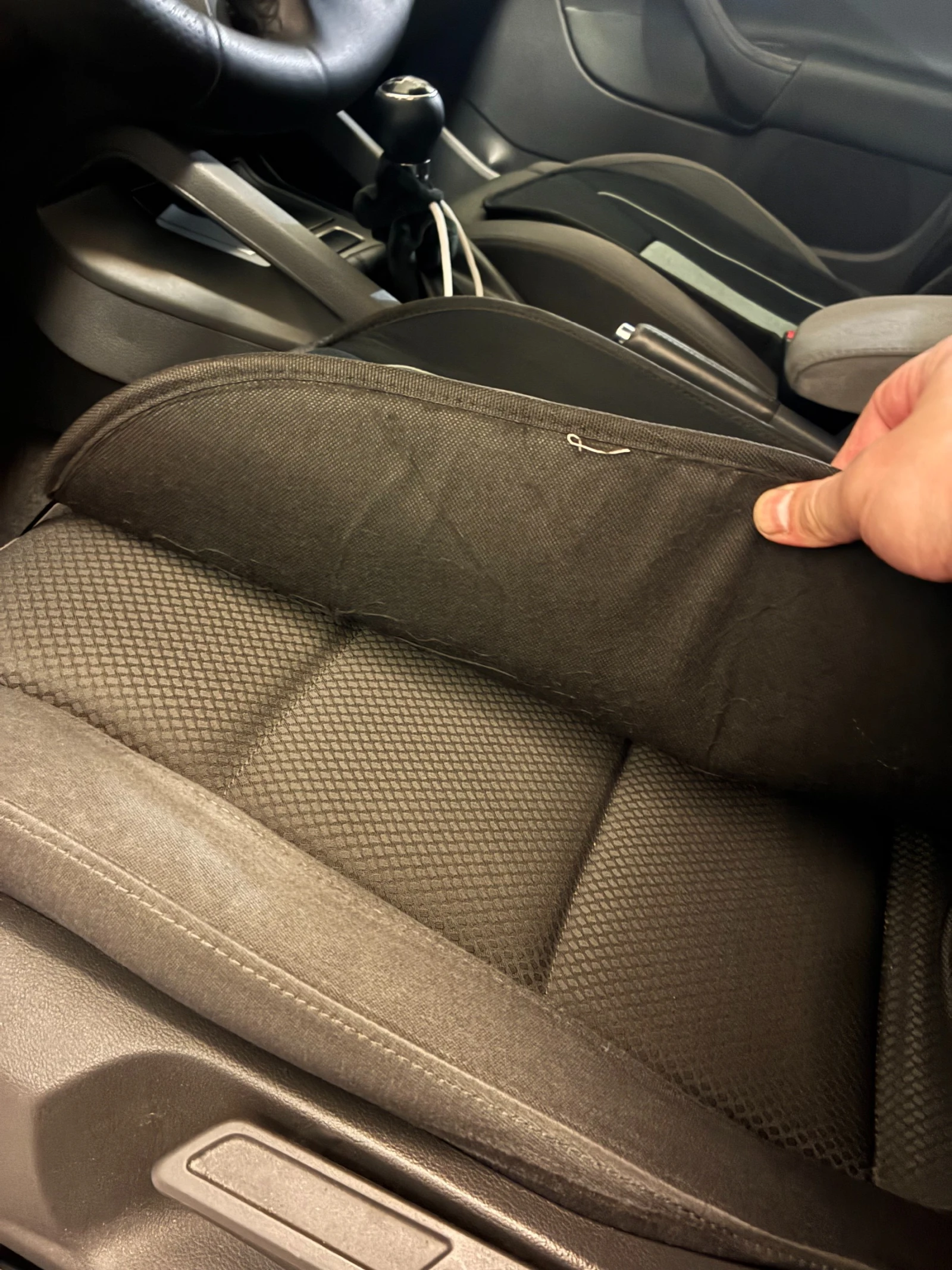 VW Golf 1.6 FSI, снимка 14 - Автомобили и джипове - 54243054