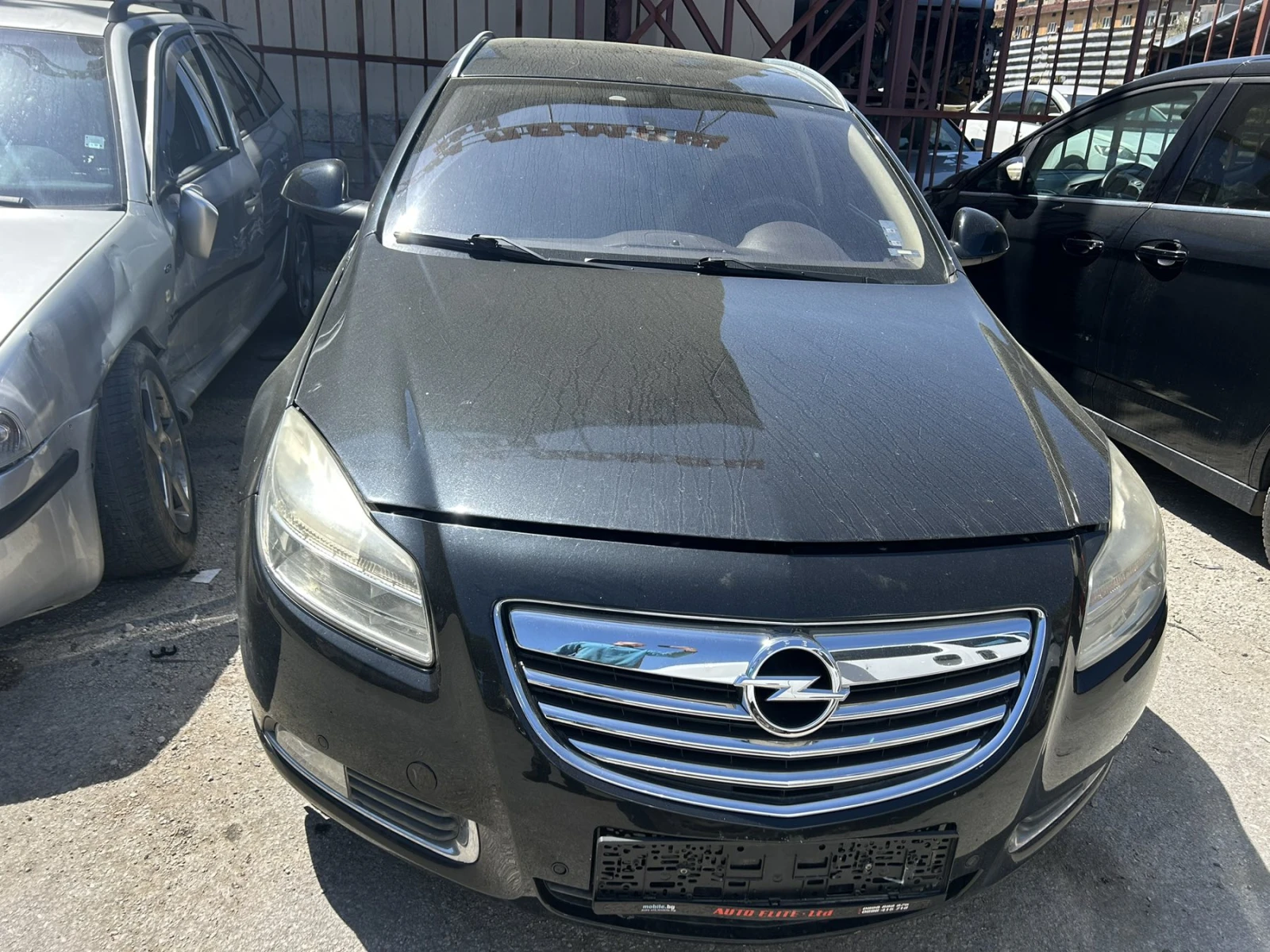 Opel Insignia 2.0 CDTI, снимка 2 - Автомобили и джипове - 54341616