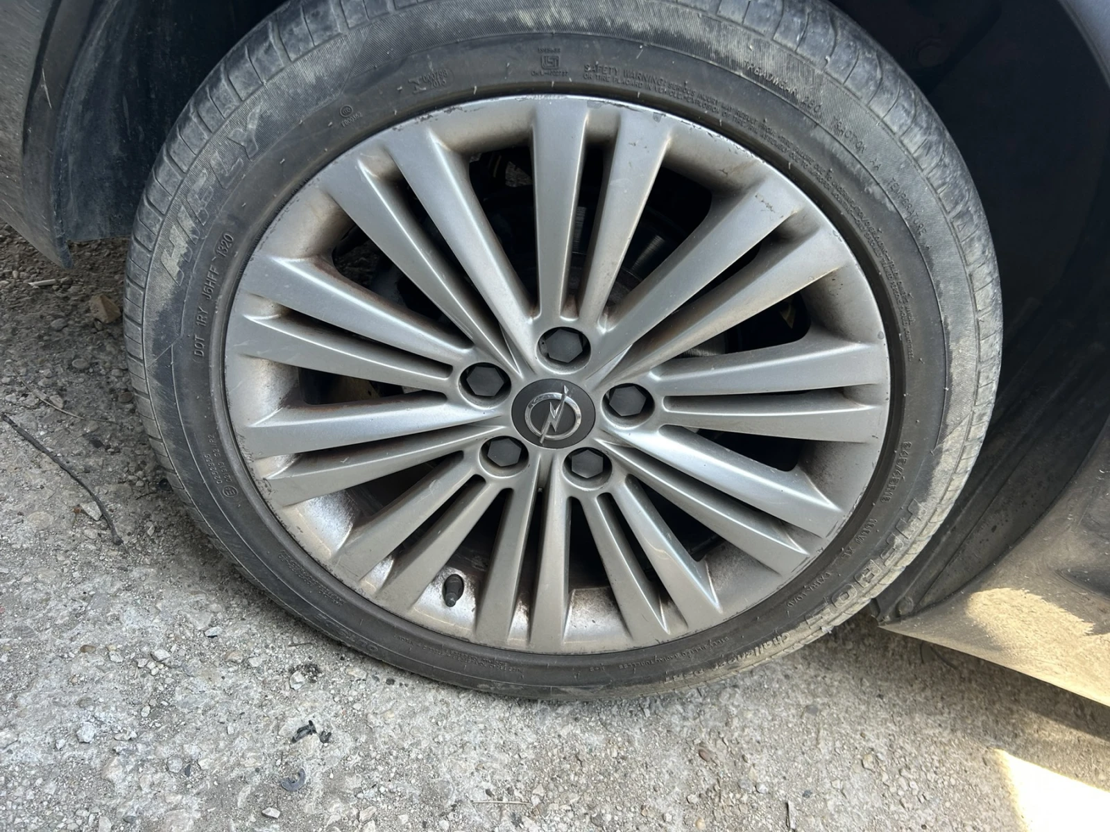 Opel Insignia 2.0 CDTI, снимка 11 - Автомобили и джипове - 54341616