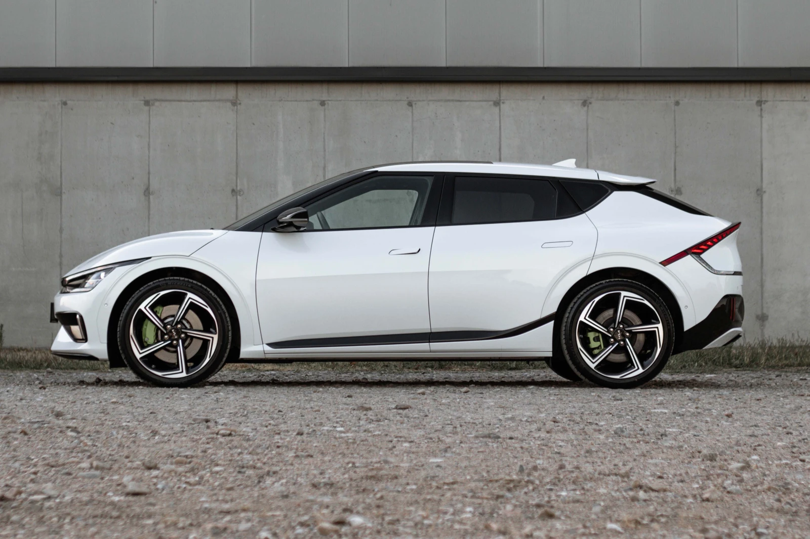 Kia EV6 GT Обдухване HUD Шибедах, снимка 8 - Автомобили и джипове - 55406628