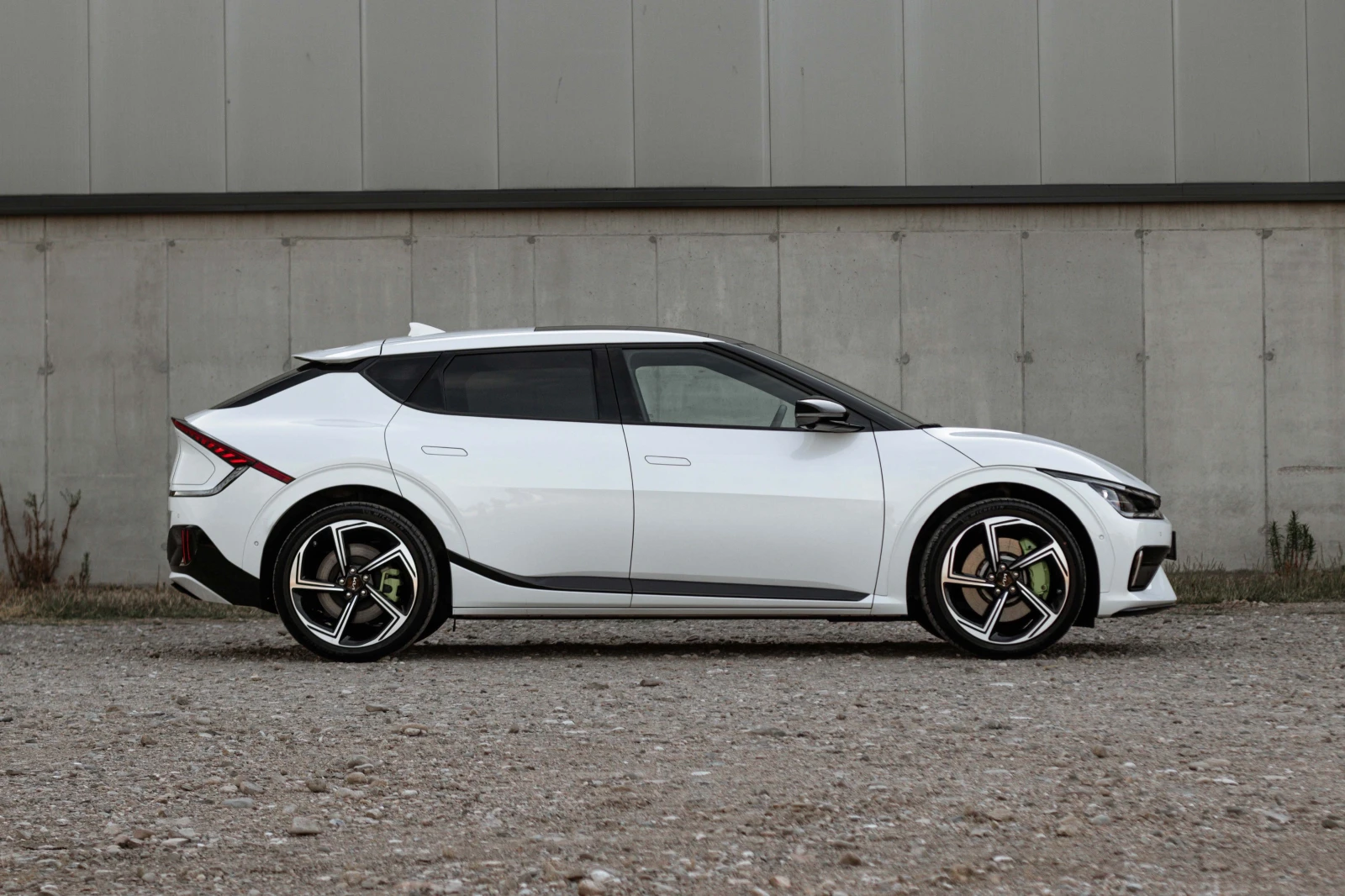 Kia EV6 GT Обдухване HUD Шибедах, снимка 4 - Автомобили и джипове - 55406628