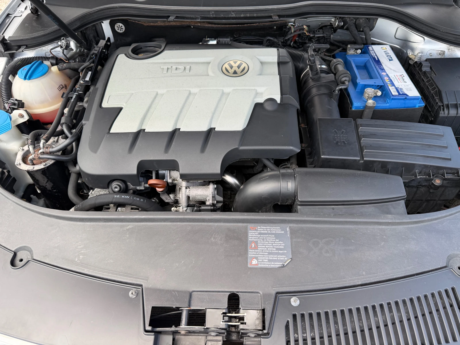 VW Passat 2.0TDi-140p.s-HighLine/Common Rail, снимка 15 - Автомобили и джипове - 55505220