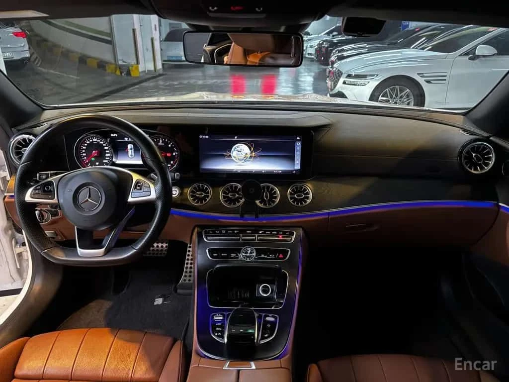 Mercedes-Benz E 220 d Coupe AMG Pkg HUD PANO, снимка 7 - Автомобили и джипове - 55523980