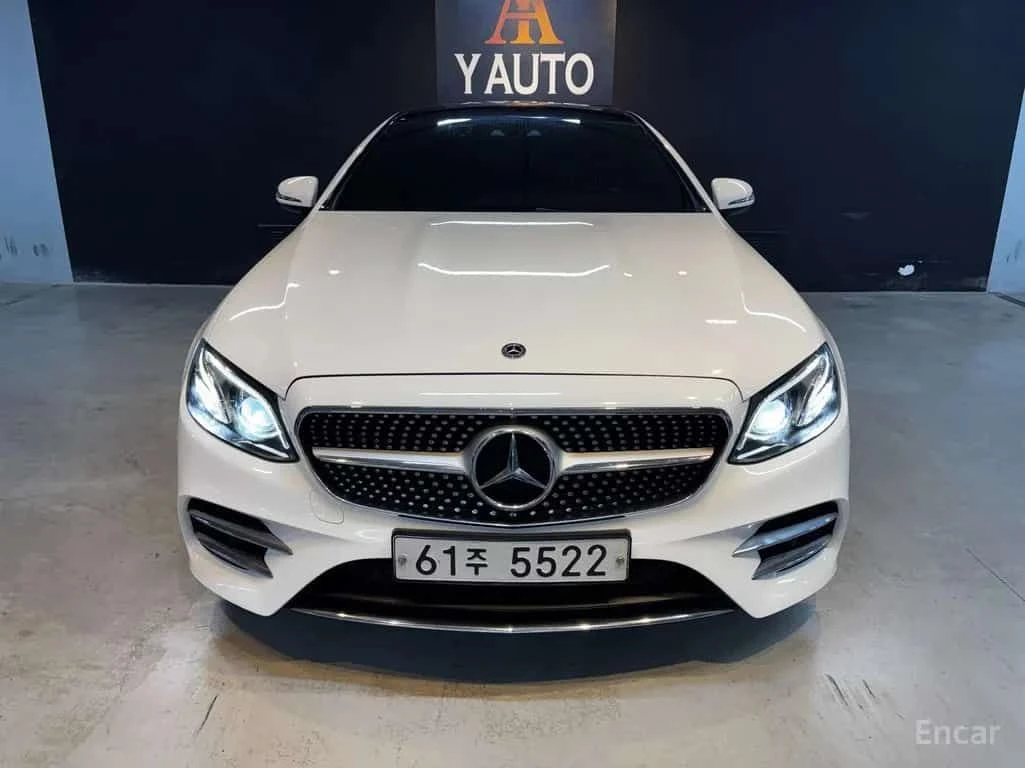 Mercedes-Benz E 220 d Coupe AMG Pkg HUD PANO, снимка 3 - Автомобили и джипове - 55523980