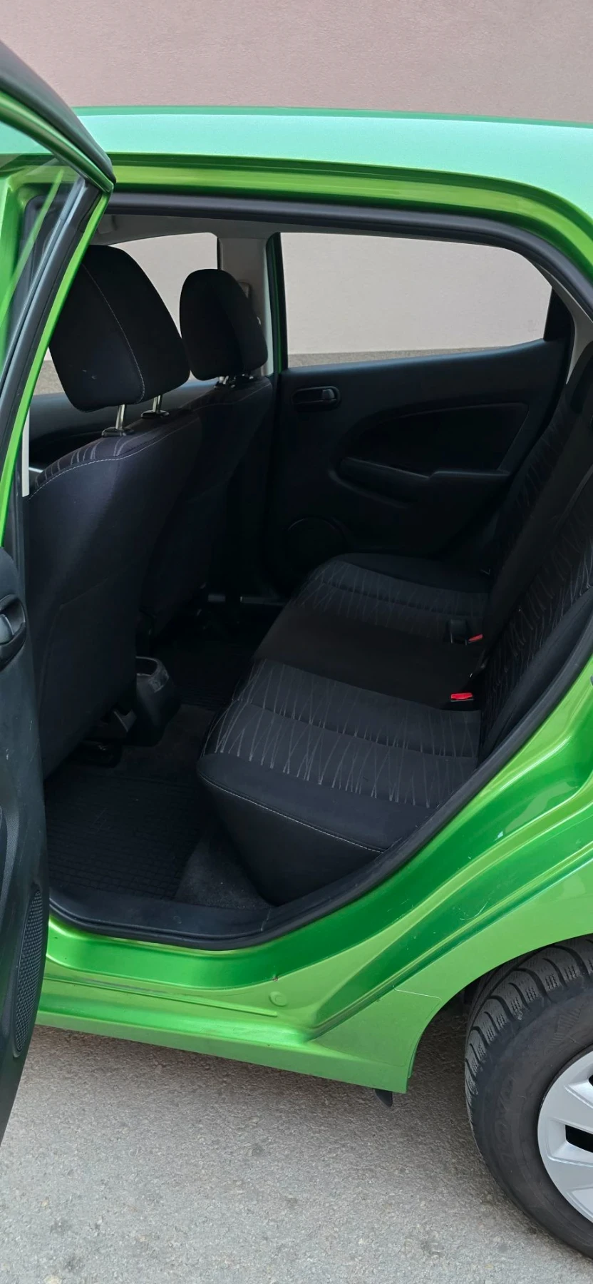 Mazda 2 1.3i | Mobile.bg � ����������� 12