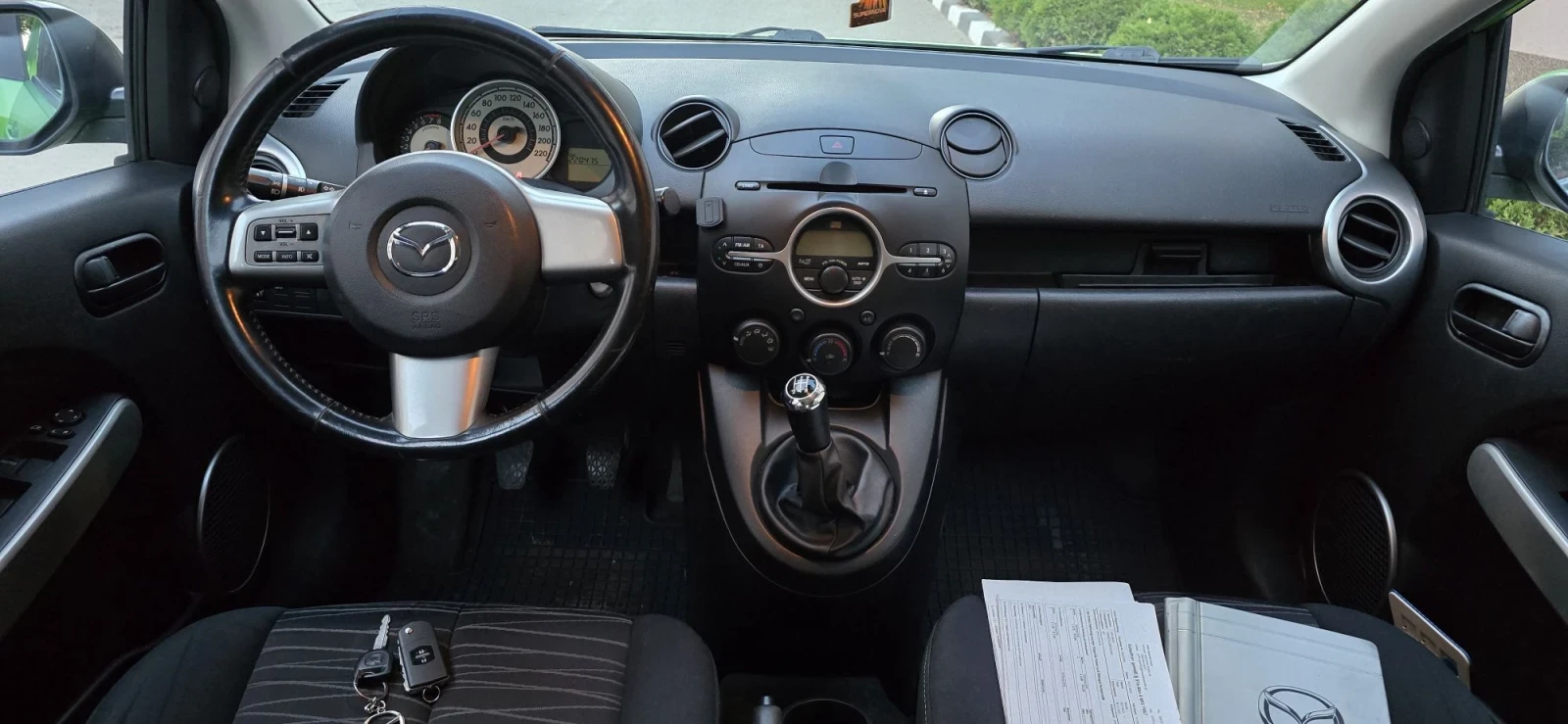 Mazda 2 1.3i | Mobile.bg � ����������� 11