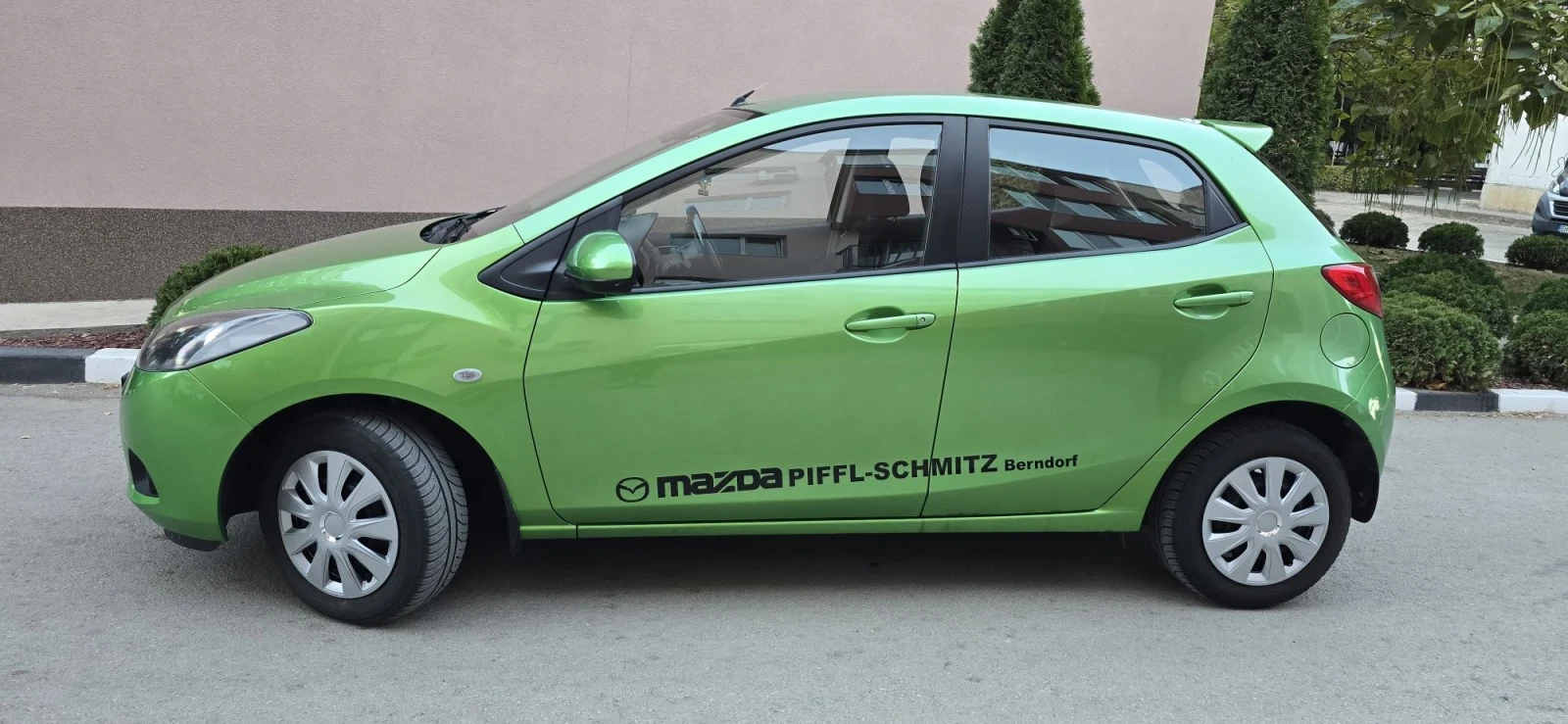 Mazda 2 1.3i | Mobile.bg � ����������� 2
