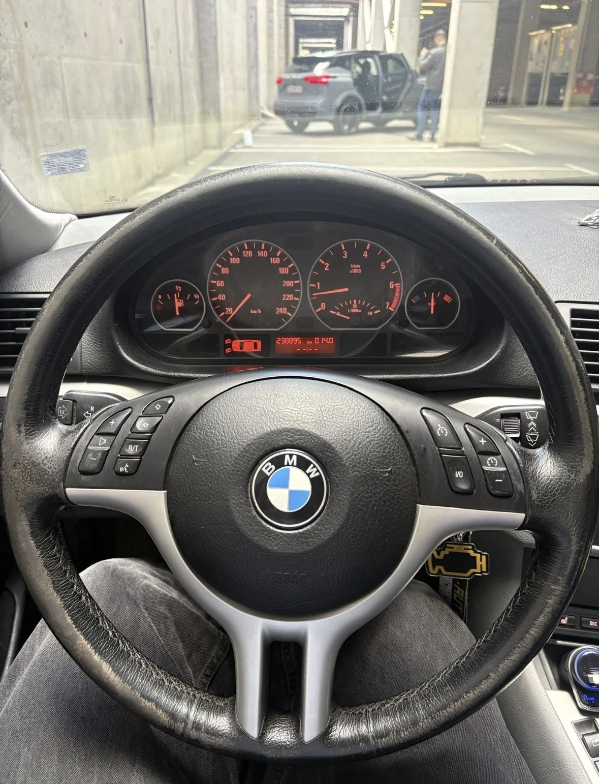 BMW 330 E46 330XI, снимка 15 - Автомобили и джипове - 56259367